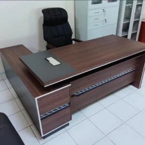 1.6m Executive Office Desk