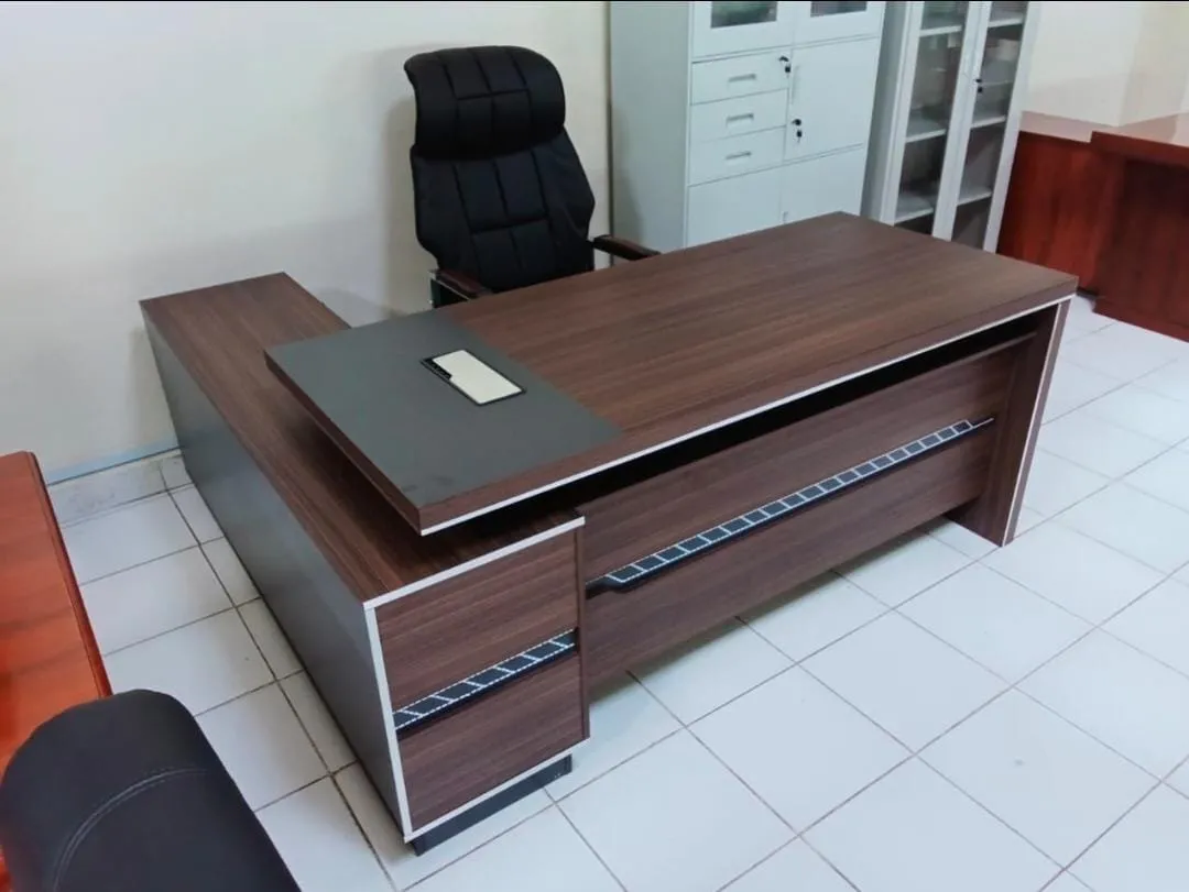 1.6m Executive Office Desk